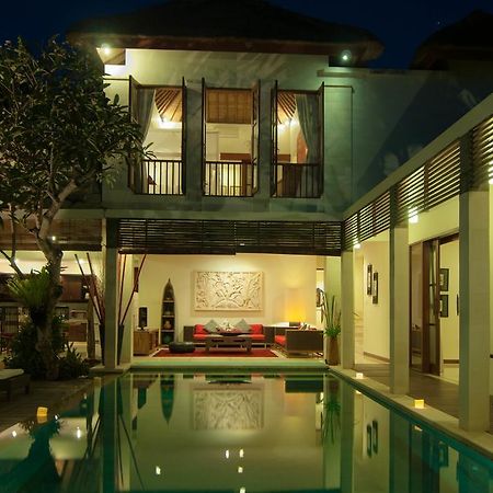 Arwana Estate Villa Seminyak Exteriör bild