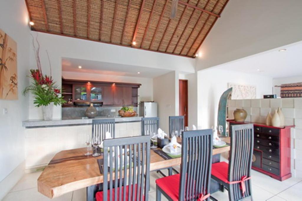 Arwana Estate Villa Seminyak Exteriör bild
