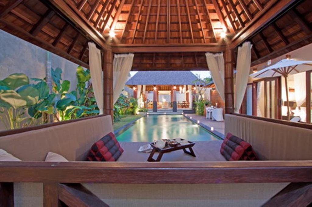 Arwana Estate Villa Seminyak Exteriör bild